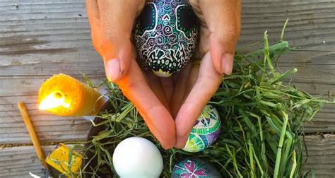 The Art of Pagan Egg Divination: Insights and Guidance from Nature